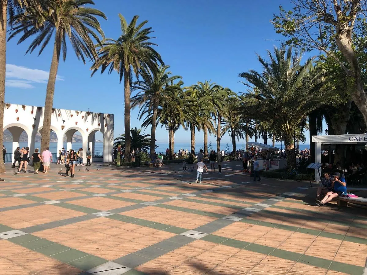 Albi B&B Nerja 0*,